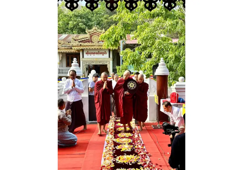 ၁၃၈၆ခု၊ ( သင်္ကြန်အတက်နေ့) ၌ ပါမောက္ခချုပ်ဆရာတော်ကြီး ဟောကြားသည့် အနုမောဒနာ ဩဝါဒကထာ