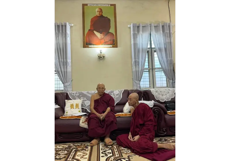 ပြင်ဦးလွင်မြို့နယ် တွင် သီတင်းသုံးတော်မူလျှက်ရှိသည့် ချမ်းမြေ့ ဆရာတော်ဘုရားထံ သို့ ပါမောက္ခချုပ် ဆရာတော်ဘုရား သွားရောက် ဂါရဝပြုလုပ်ခဲ့သည့် မှတ်တမ်းဓာတ်ပုံများ